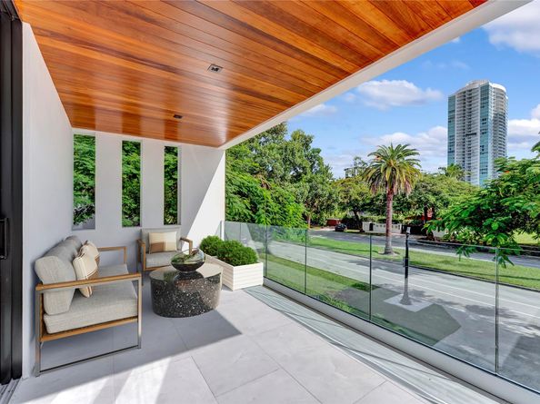 2130 S Miami Ave, Miami FL 33129