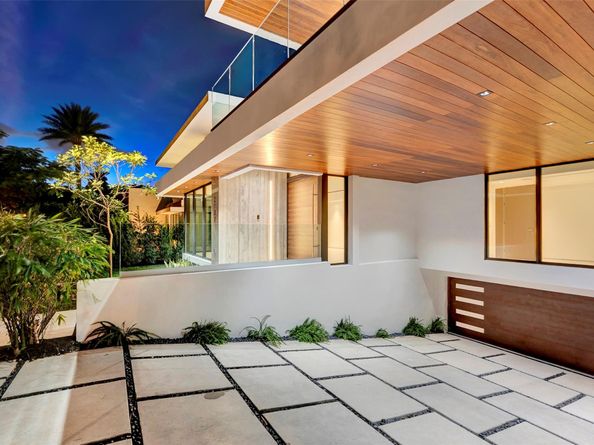 2130 S Miami Ave, Miami FL 33129