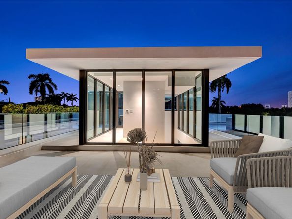 2130 S Miami Ave, Miami FL 33129