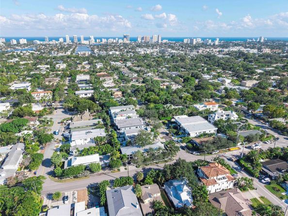 500 NE 14th Ave, Fort Lauderdale FL 33301