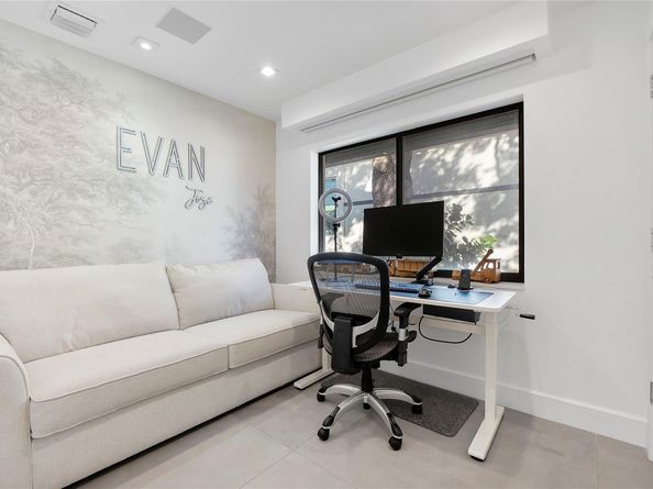 500 NE 14th Ave, Fort Lauderdale FL 33301