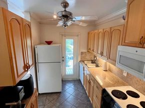 1951 NE 39th Street 361, Lighthouse Point FL 33064