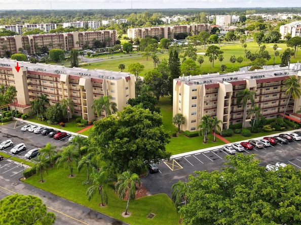 3836 Via Poinciana 205, Lake Worth FL 33467