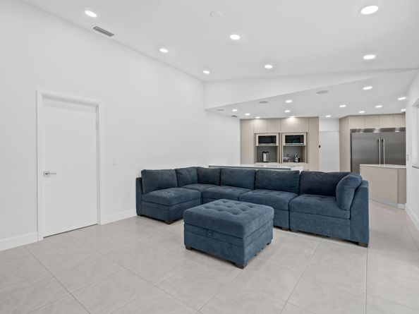 11937 Sandlake Drive, Boca Raton FL 33428