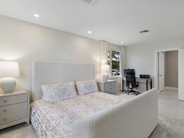 1100 S Ocean Blvd D16, Pompano Beach FL 33062