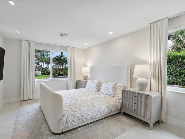 1100 S Ocean Blvd D16, Pompano Beach FL 33062