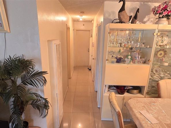 17230 NW 10th Ct, Miami FL 33169