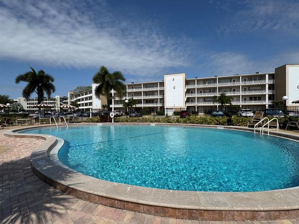 203 Southampton A, West Palm Beach FL 33417