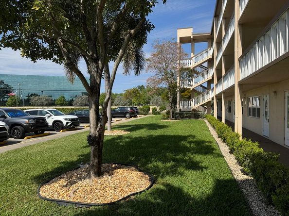 203 Southampton A, West Palm Beach FL 33417