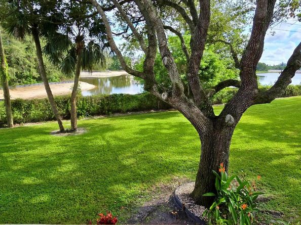 203 Southampton A, West Palm Beach FL 33417