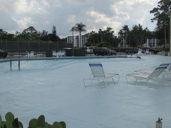 3755 Via Poinciana 203, Lake Worth FL 33467