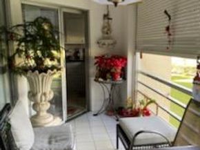 3755 Via Poinciana 203, Lake Worth FL 33467