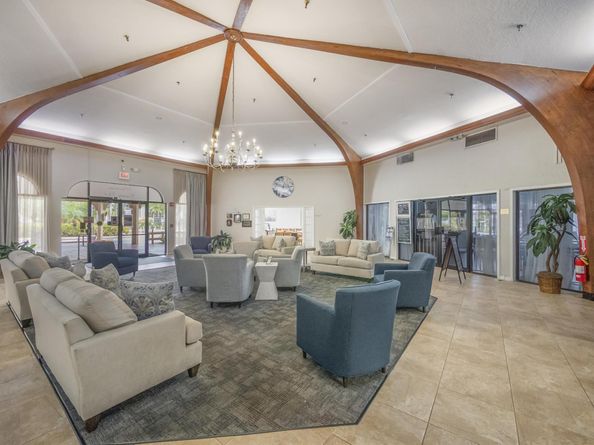 3755 Via Poinciana 203, Lake Worth FL 33467