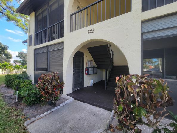 3530 Lazy Pine Way D1, Greenacres FL 33463