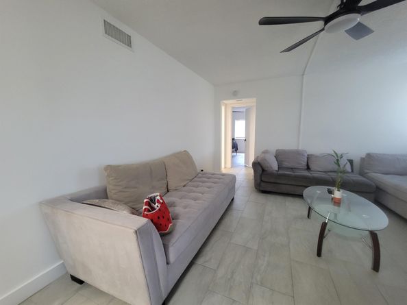 3530 Lazy Pine Way D1, Greenacres FL 33463