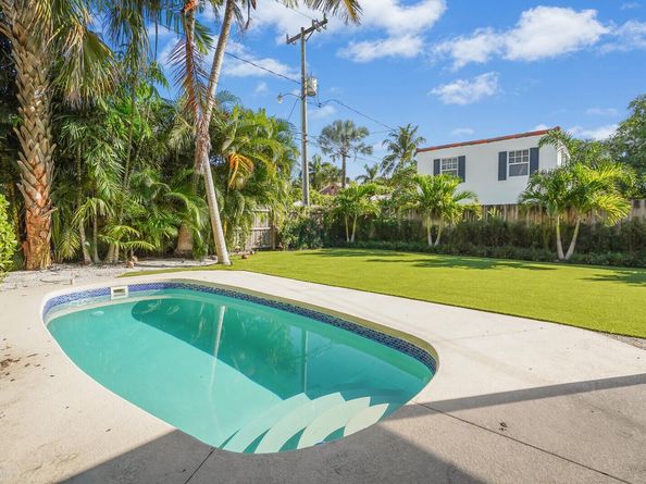 529 34th Street, West Palm Beach FL 33407