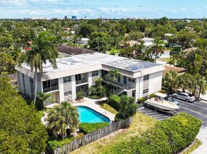 1581 NE 34th Ct 215, Oakland Park FL 33334