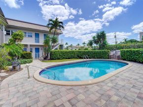 1581 NE 34th Ct 215, Oakland Park FL 33334