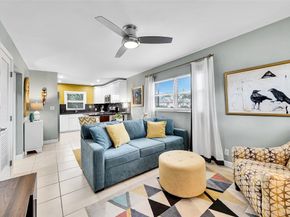 1581 NE 34th Ct 215, Oakland Park FL 33334