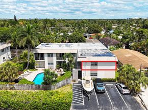 1581 NE 34th Ct 215, Oakland Park FL 33334