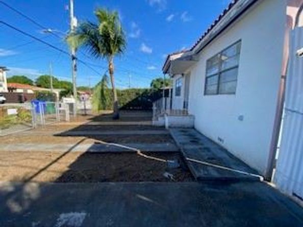25 NW 50th Ave, Miami FL 33126