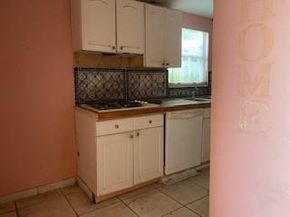 25 NW 50th Ave, Miami FL 33126