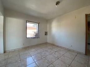 25 NW 50th Ave, Miami FL 33126