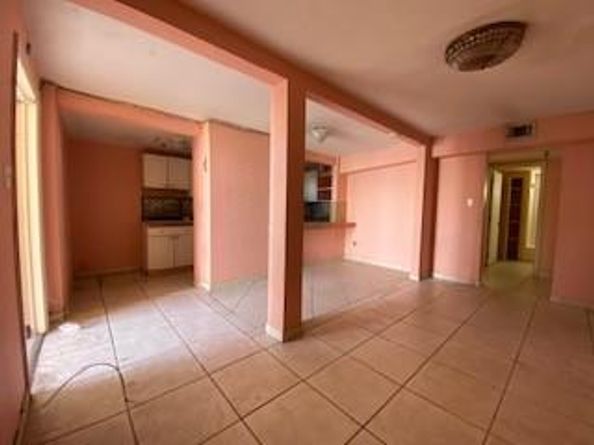 25 NW 50th Ave, Miami FL 33126