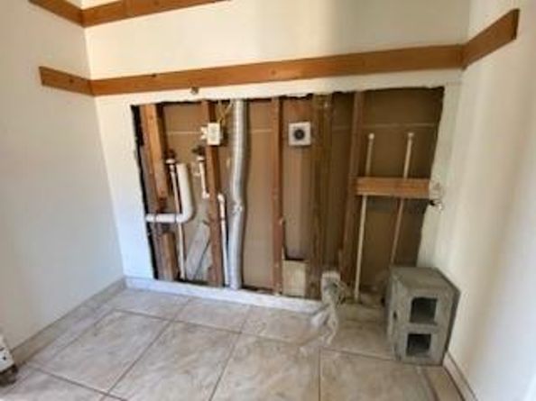 25 NW 50th Ave, Miami FL 33126