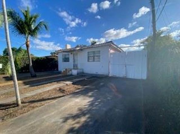 25 NW 50th Ave, Miami FL 33126