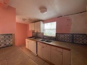 25 NW 50th Ave, Miami FL 33126