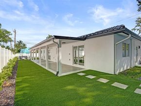 699 NE 70th St, Boca Raton FL 33487