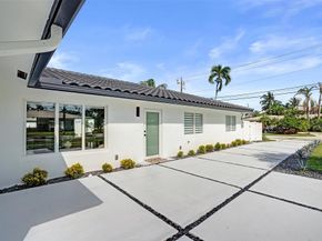 699 NE 70th St, Boca Raton FL 33487