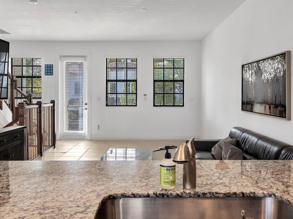 11303 SW 15th St, Pembroke Pines FL 33025