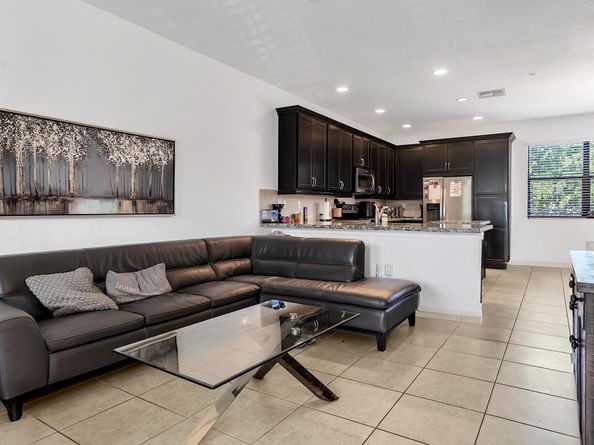 11303 SW 15th St, Pembroke Pines FL 33025