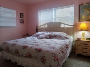 136 Greenbrier Dr, Palm Springs FL 33461