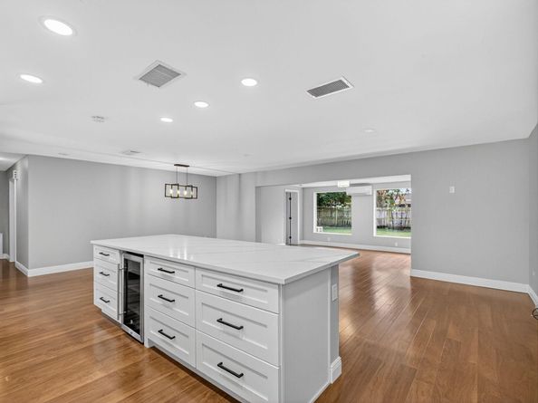 4368 Fuschia Circle N, Palm Beach Gardens FL 33410