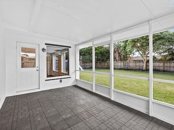 4368 Fuschia Circle N, Palm Beach Gardens FL 33410