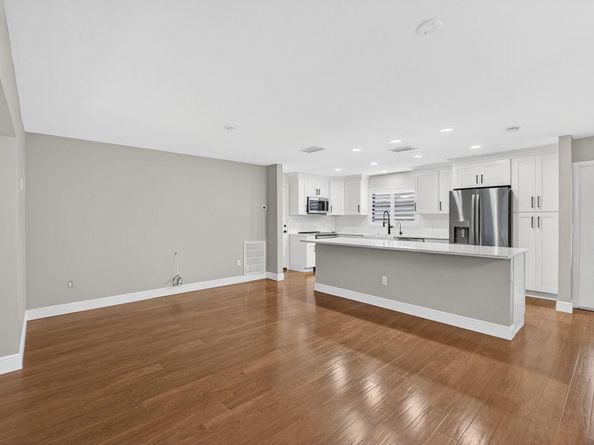 4368 Fuschia Circle N, Palm Beach Gardens FL 33410