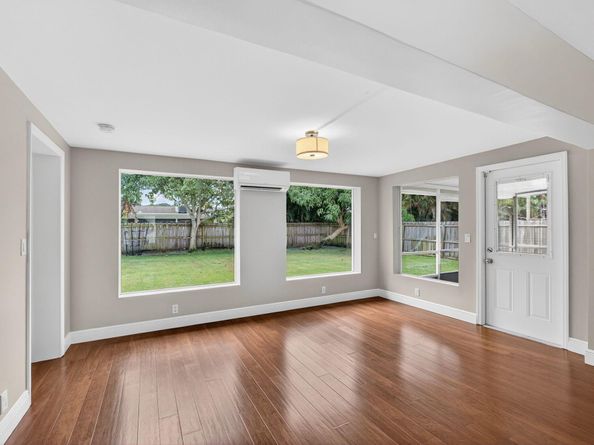 4368 Fuschia Circle N, Palm Beach Gardens FL 33410