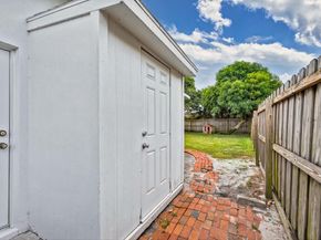 4368 Fuschia Circle N, Palm Beach Gardens FL 33410