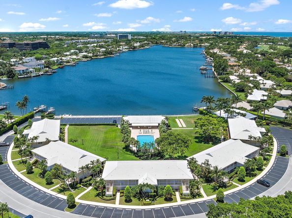 2 Church Lane 115116, North Palm Beach FL 33408