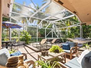 942 Windward Way, Weston FL 33327