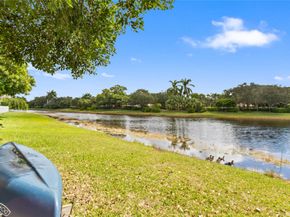 942 Windward Way, Weston FL 33327