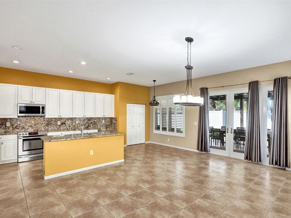 16757 NW 8th St, Pembroke Pines FL 33028