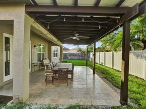 16757 NW 8th St, Pembroke Pines FL 33028