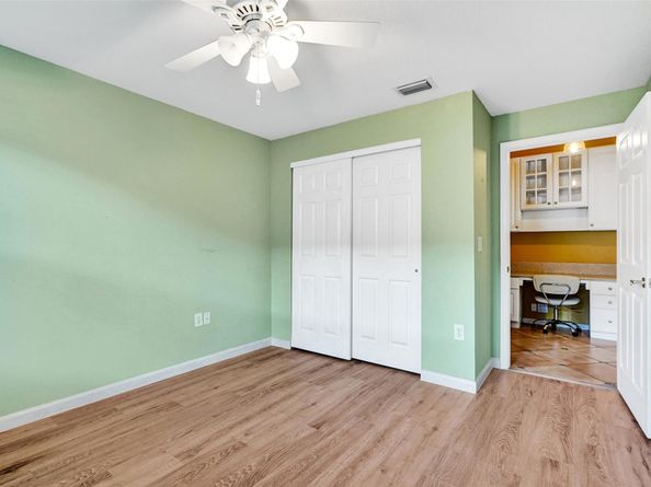 16757 NW 8th St, Pembroke Pines FL 33028