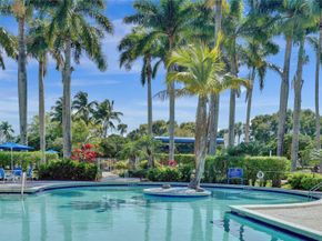 16757 NW 8th St, Pembroke Pines FL 33028