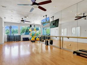 16757 NW 8th St, Pembroke Pines FL 33028
