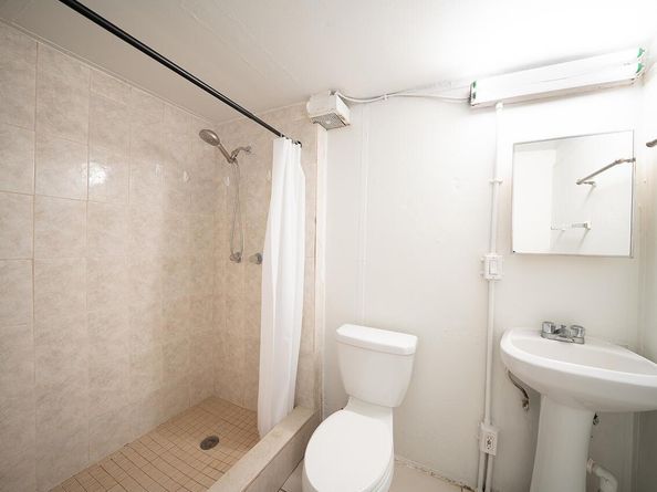 321 NW 51st Street, Oakland Park FL 33309